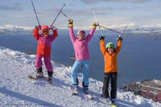 Arctic-Sweden-Skiing-Holiday---kids-Narvikfjellet